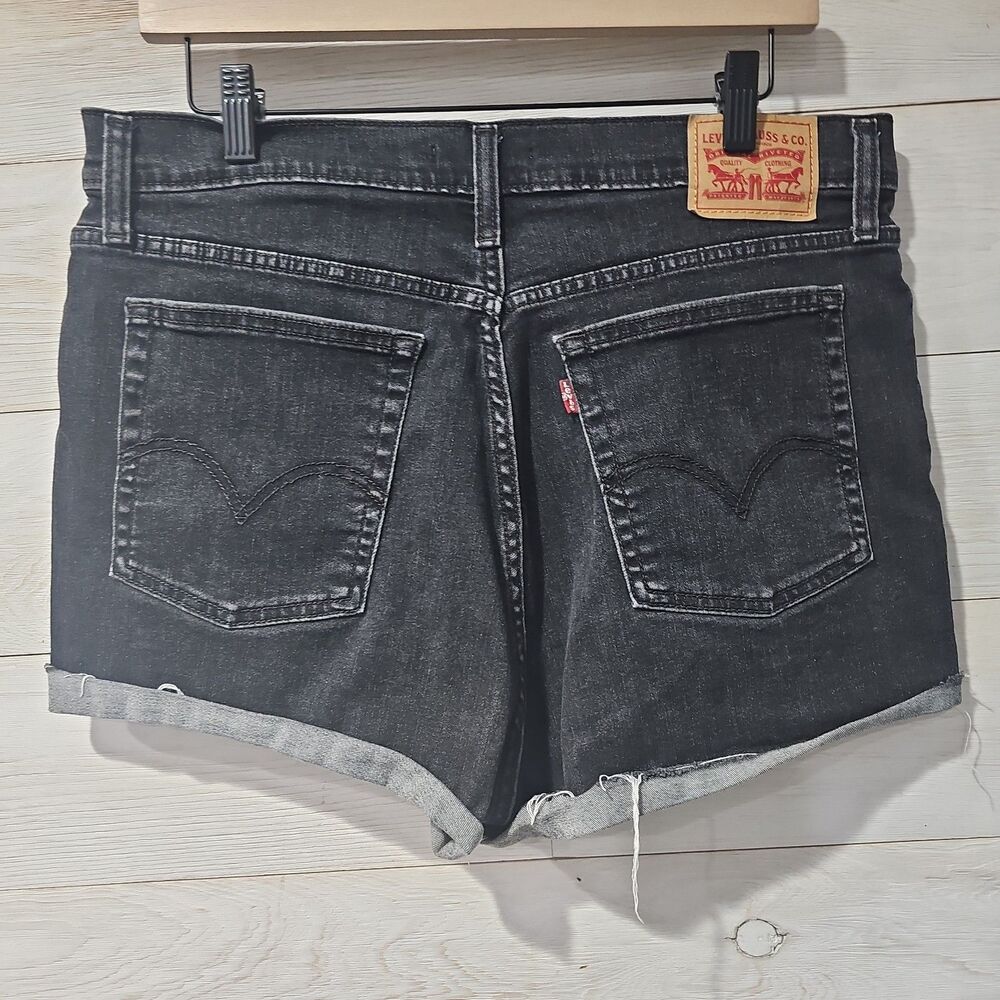 Levi's High Rise Denim Cut-Off Shorts Women's Size 33 Black Raw Hem Festival